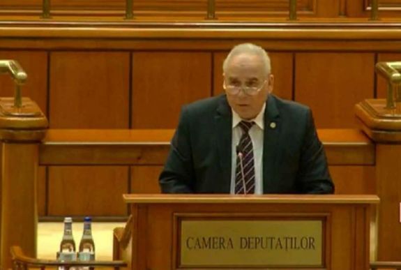 Pozitív lett egy parlamenti képviselő koronavírus-tesztje