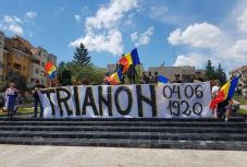 Így ünnepelték Sepsiszentgyörgyön Trianont a román nacionalisták