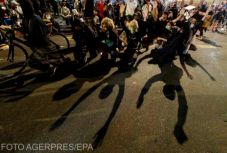 „Ide ne gyertek, ez a gyász földje” – Amerikában élő erdélyieket kérdeztünk a tüntetésekről