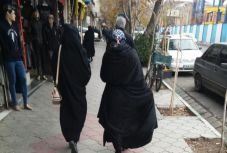 Egy esküvő miatt ugorhatott meg a koronavírus-fertőzöttek száma Iránban