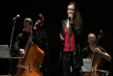 Nyári évadot hirdet az Aradi Kamaraszínház