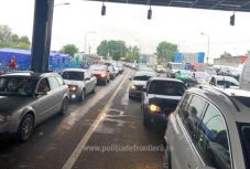 A karantén részleges eltörlése miatt „megindult a nép” Románia felé