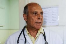 Üzent a temesvári sztárorvos azoknak, akik nem hisznek a koronavírus létezésében