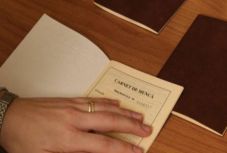 Kötelező megjelentetni a munkakönyv elvesztését a Hivatalos Közlönyben