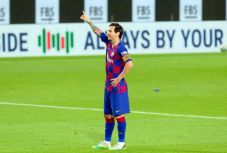 Sajtóhír: Lionel Messi 2023-ig hosszabbít a Barcelonánál