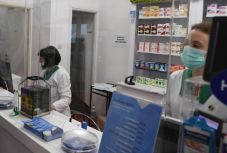 A kezdeti fellendülés után padlóra küldte a járvány a gyógyszeripart