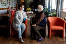 Hivatalos: RMDSZ-javaslatra bővült a veszélyességi pótlékra jogosultak köre