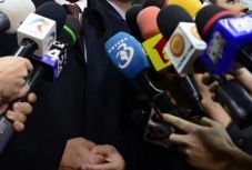 A szenátus már megszavazta: mégsem lesz adómentes az újságírók jövedelme