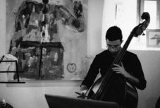 Vlad Rațiu nagybőgőművész kapta ez első díjat a bukaresti 16. Magyar Zene Fesztiválon