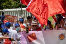 Megszavazta a Hongkongra vonatkozó nemzetbiztonsági törvényt a kínai parlament