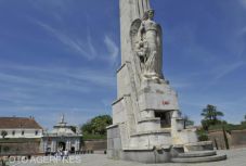 Megszavazták: a román nép mártírja, hőse lesz Vitéz Mihály, Horea, Cloşca és Crişan