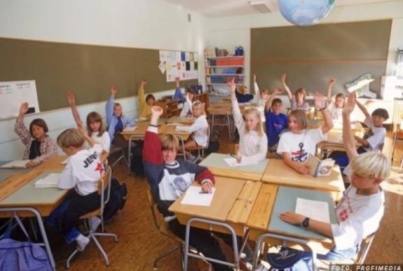 „Hibrid” oktatást vezethetnek be ősztől a szomszédban