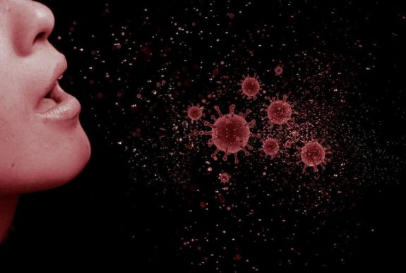 A WHO elismerte: lehet, hogy a koronavírus a levegőben is terjed