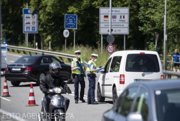 Már Ausztria is korlátozza a román állampolgárok beutazását