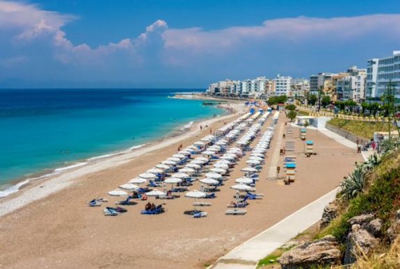 Koronavírussal diagnosztizáltak három romániai turistát Görögországban