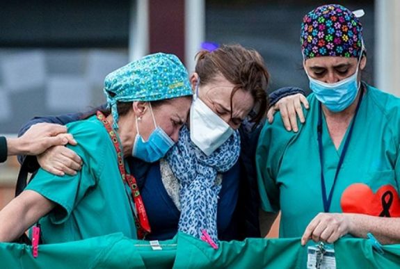 Oroszországban 750 ezer fölé emelkedett az igazolt koronavírusos fertőzések száma