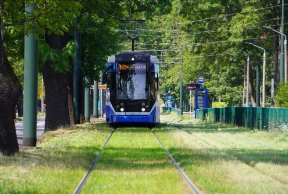 Az EU több mint 2 milliárd eurót fektet közlekedési kezdeményezésekbe