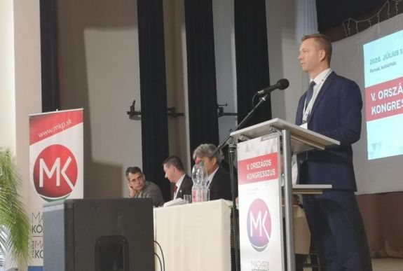 FRISSÍTVE – Tisztújítás az MKP-ban: Forró Krisztián az új elnök