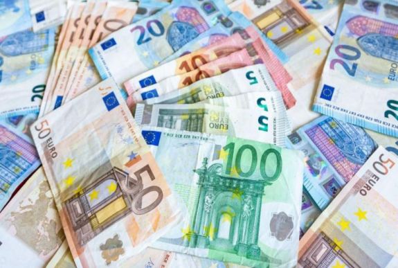 Eddig kell kidolgozni az uniós keretköltségvetésből finanszírozandó projektek irányvonalát