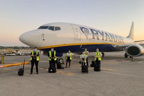 Hatalmasat csökkent a Ryanair bevétele az első negyedévben