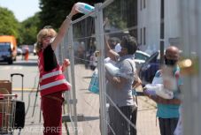 Vincze Loránt: megoldást kell találni a vendégmunkások botrányos európai helyzetére