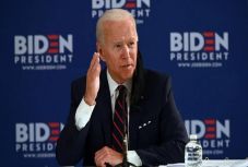 Joe Biden 10 millió dollárral több pénzt gyűjtött kampányára júniusban, mint Donald Trump