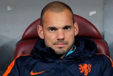 Arjen Robben után Wesley Sneijder is a visszatéréssel kacérkodik