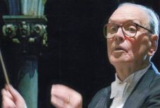 Meghalt Ennio Morricone Oscar-díjas olasz zeneszerző