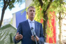 Iohannis: vészesen telítődött a romániai intenzív ellátó rendszer