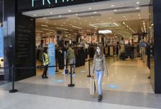 Belgiumban szombattól kötelező a maszk viselése