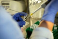 Közzétették a koronavírus-teszteket végző romániai központok listáját