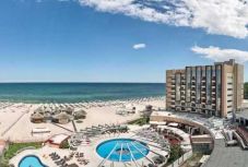 A tárcavezető szerint lehet hozzáférhető áron szállást találni a román tengerparton