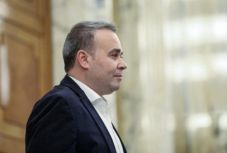 Hat és fél év letöltendő börtönbüntetésre ítélték Darius Vâlcovot