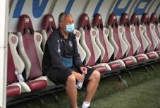 BRÉKING: Dan Petrescu, a Kolozsvári CFR ezdője is koronavírusos