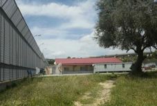 Olaszországban bevándorlók szöktek meg egy karanténtáborból, katonák és rendőrök keresik őket