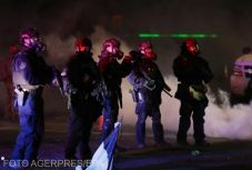 Az amerikai kormány további szövetségi erőket küld Portlandbe az erőszak megfékezésére