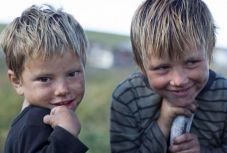 Ha a szeméttelepen nősz fel, kedvenc játékod a kalibaépítés lesz – Pataréten dolgozó szociális munkással beszélgettünk