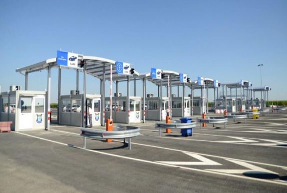 Hetvenöt százalékos a forgalomvisszaesés a nagylaki határátkelőknél