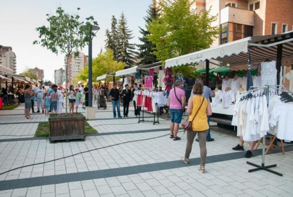 Előtérbe kerül a kézművesség a csíkszeredai szombati vásárokon