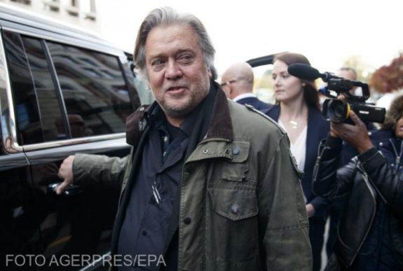 Csalás miatt letartóztatták Steve Bannont, Donald Trump egykori tanácsadóját