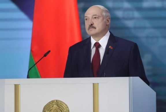 Külföldről szítanak forradalmat Lukasenka szerint