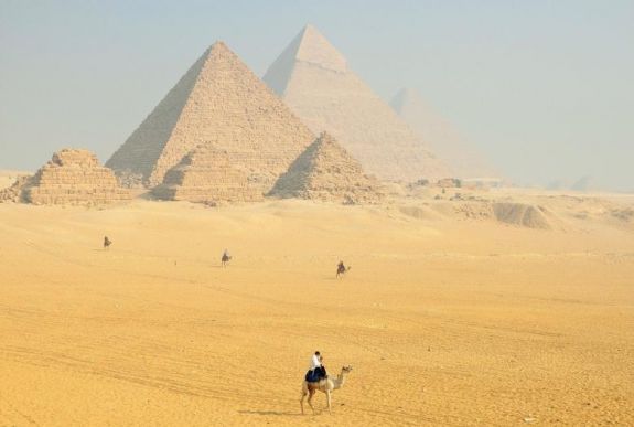 Szeptember elsejétől Egyiptom is negatív koronavírus-tesztet kér a belépőktől