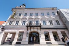 Gyönyörű épületet vásárolt Kolozsvár főterén a Sapientia Alapítvány