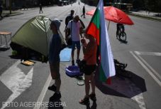 Eltorlaszolták a görög tengerpartra vezető autópályát a bolgár tüntetők