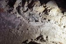 Középkori „falfirkát” találtak a vajdahunyadi vár egyik kapuján