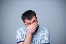 Belefér-e a pornónézés egy párkapcsolatba? Szexuálpszichológust kérdeztünk