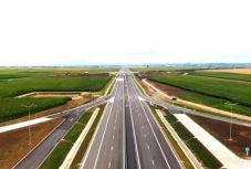 Együtt adja át Orbán Viktor és Ludovic Orban a Bihar-Bors autópályaszakaszt