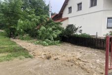 Elsőfokú árvízriasztás van vasárnapig több erdélyi folyó vízgyűjtő medencéjében