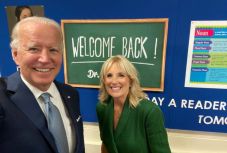 Joe Biden hivatalosan is a Demokrata Párt elnökjelöltje lett a konvenció keddi rendezvényén