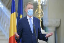 Iohannis: értelmetlennek tűnik a bizalmatlansági indítvány
